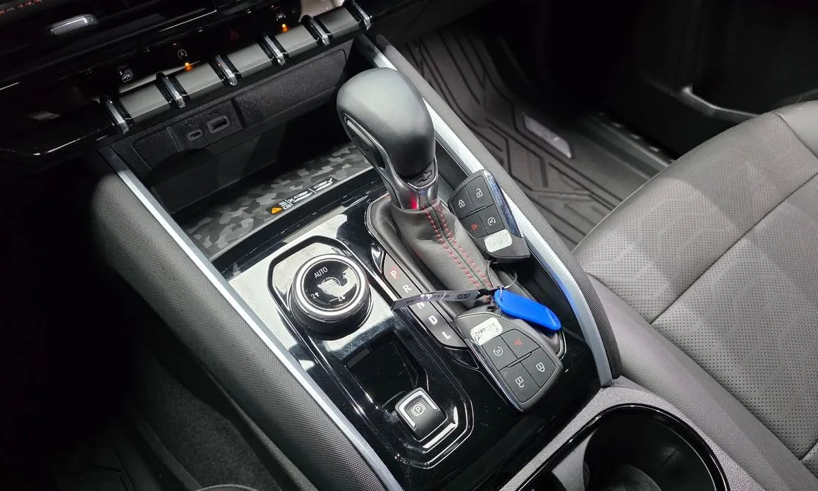 Chevrolet (GM Daewoo) Colorado 2023 из KR, фото 8