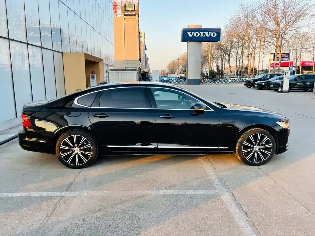 Volvo S90 — фото 8