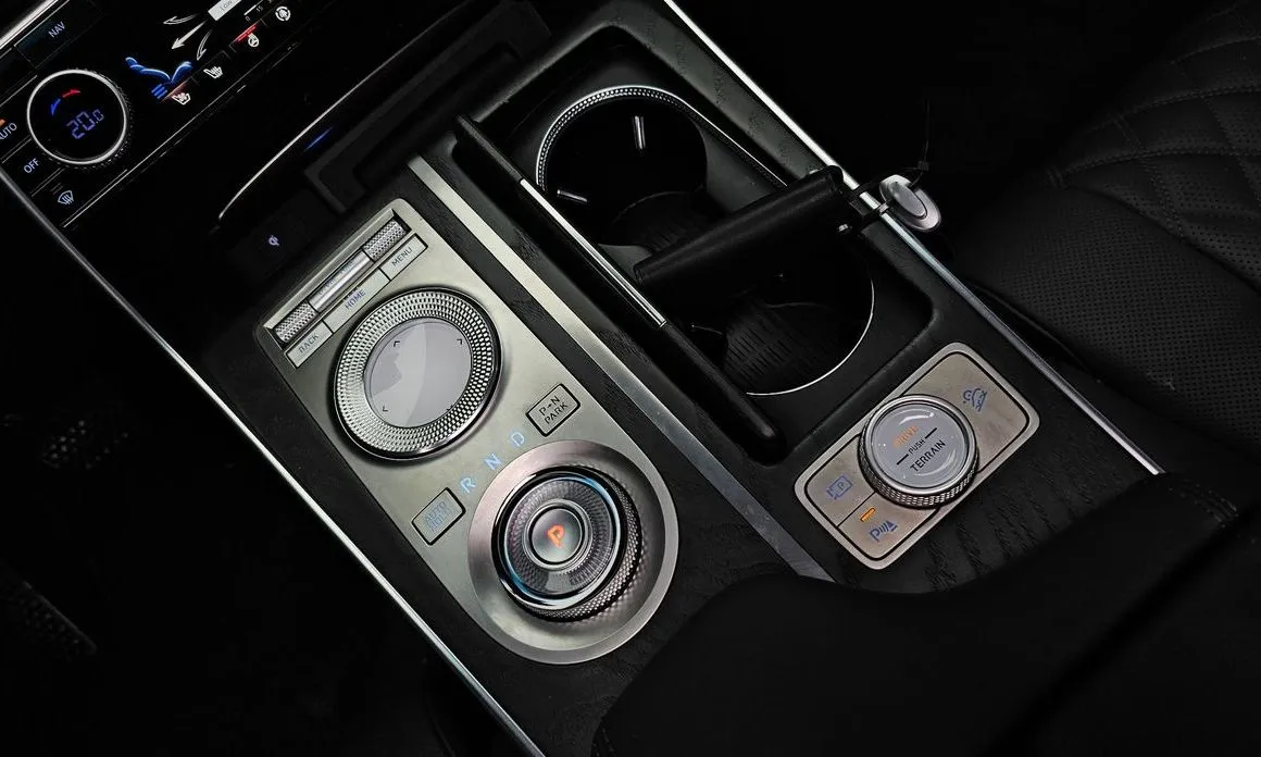 Genesis GV80 — фото 10