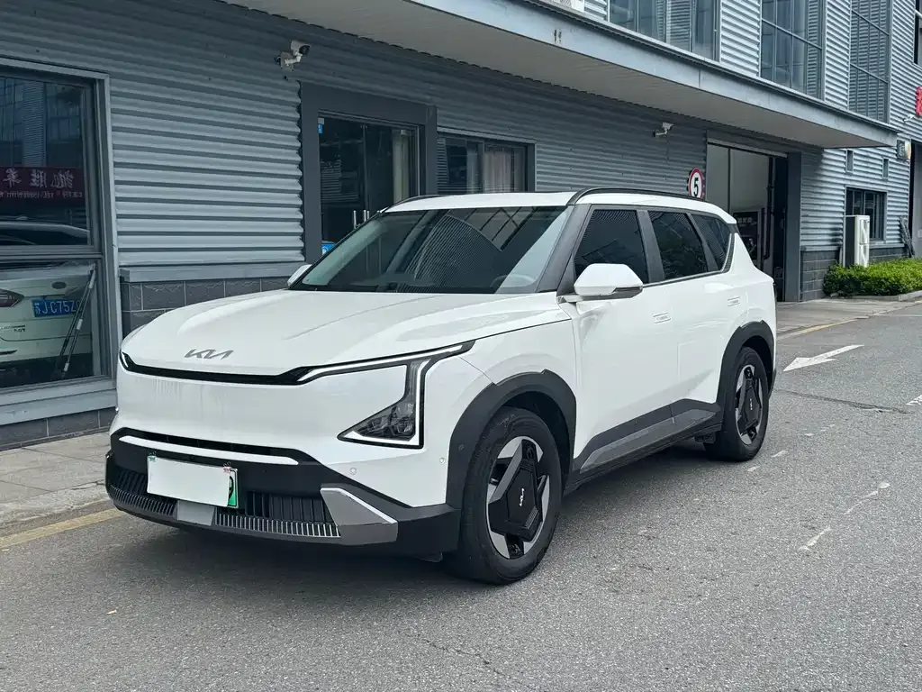 Kia EV5 — фото 1