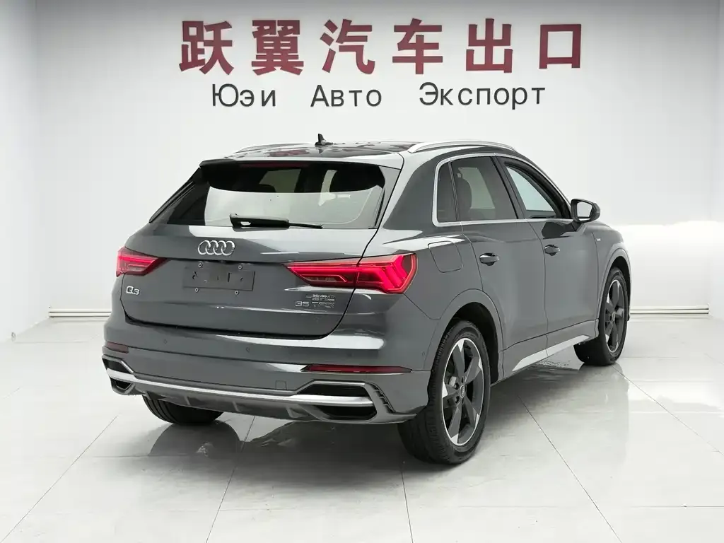Audi Q3 — фото 4