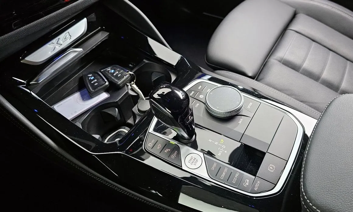 BMW X4 2025 из KR, фото 5