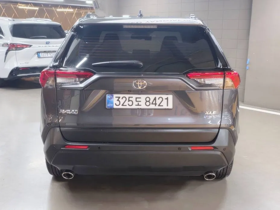 Toyota RAV4 2025 из KR, фото 2