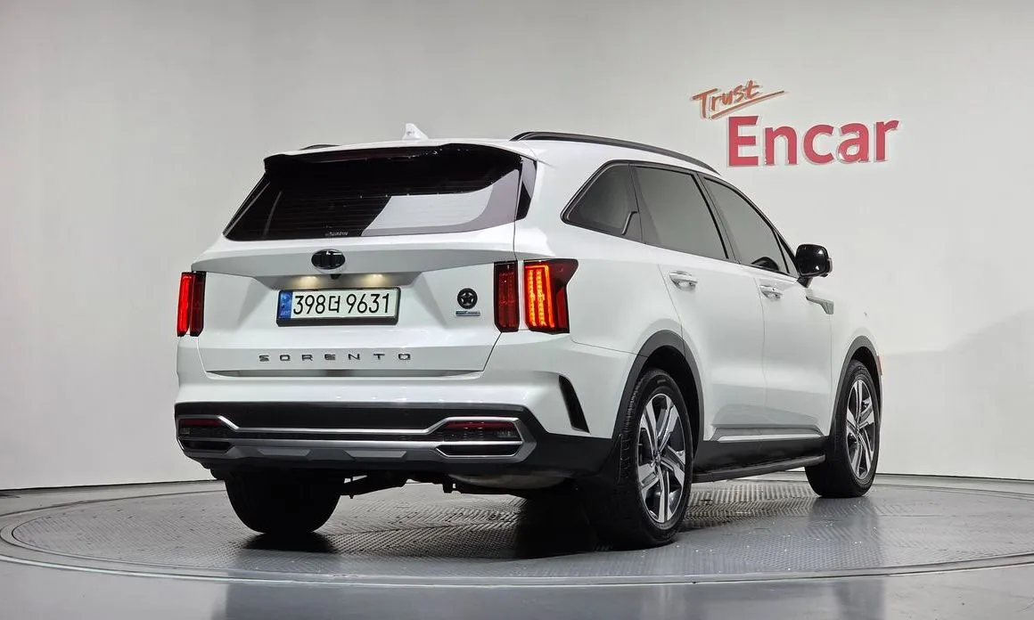 Kia Sorento — фото 10