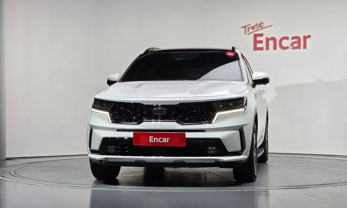 Kia Sorento — фото 5