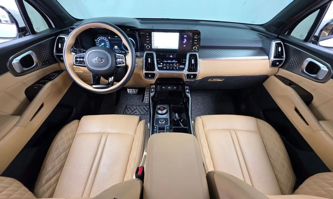 Kia Sorento — фото 9