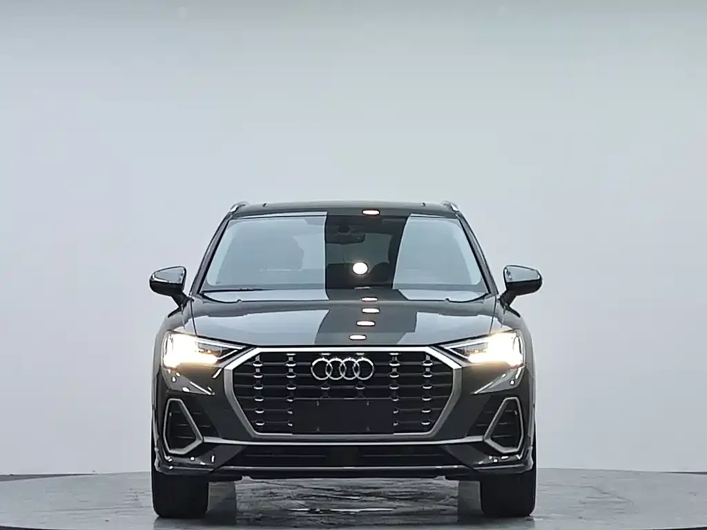 Audi Q3 — фото 2