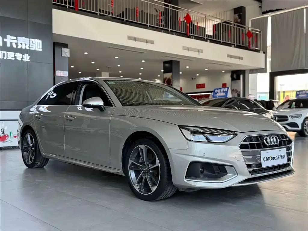 Audi A4L — фото 2
