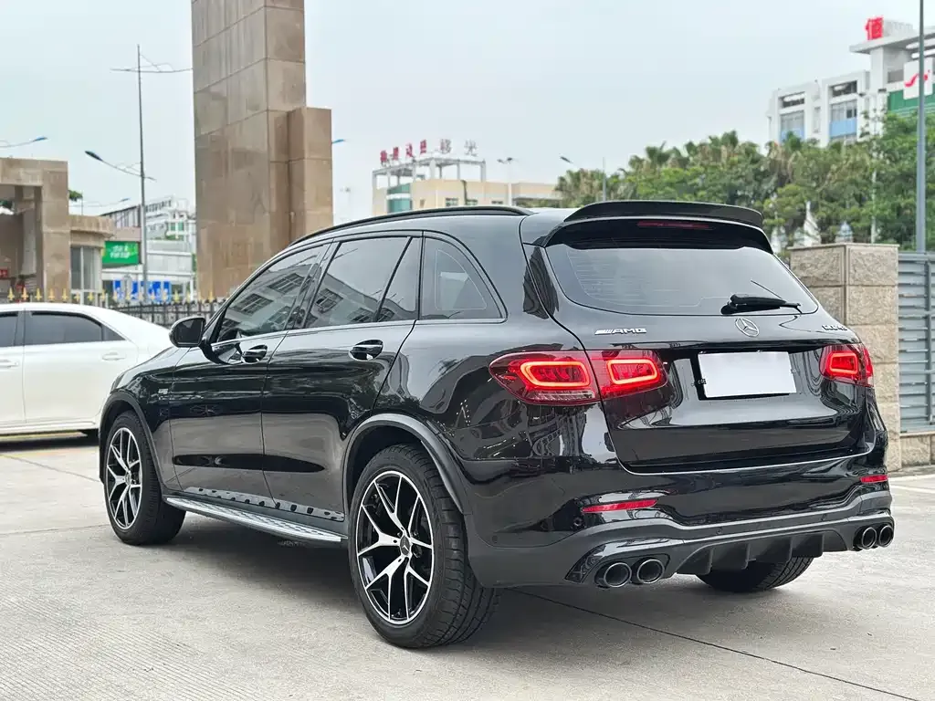Mercedes-Benz GLC AMG — фото 7