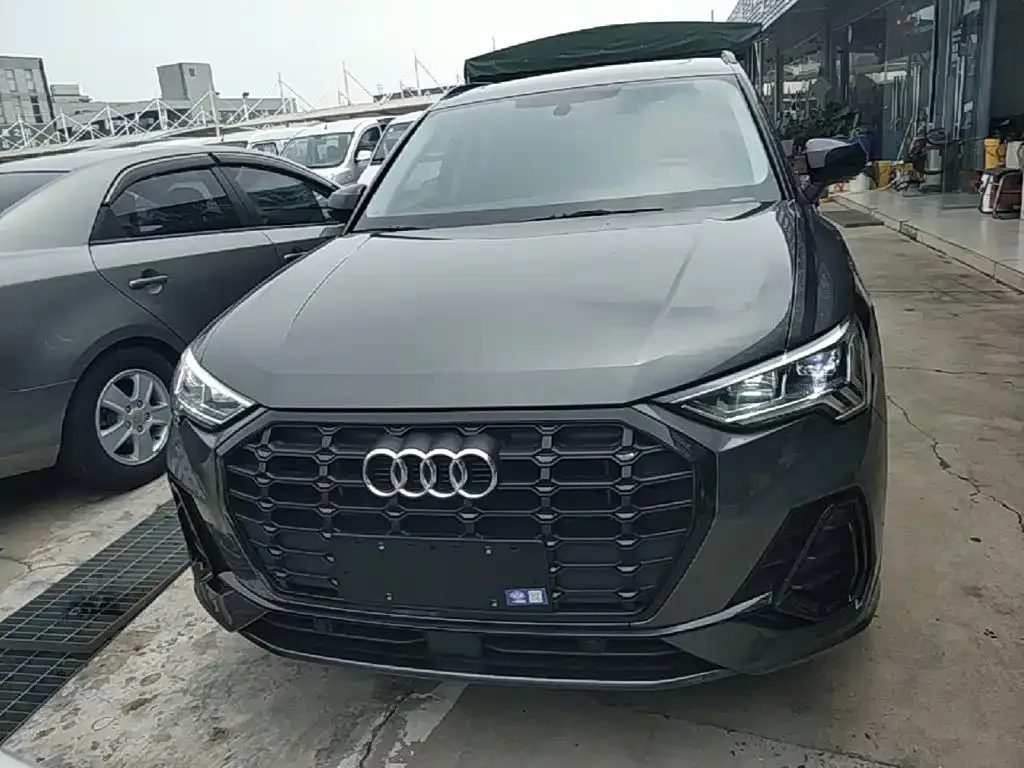 Audi Q3 — фото 3