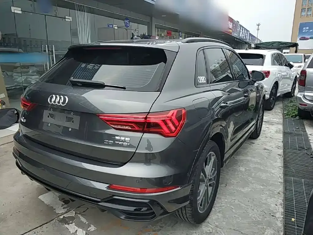 Audi Q3 — фото 2