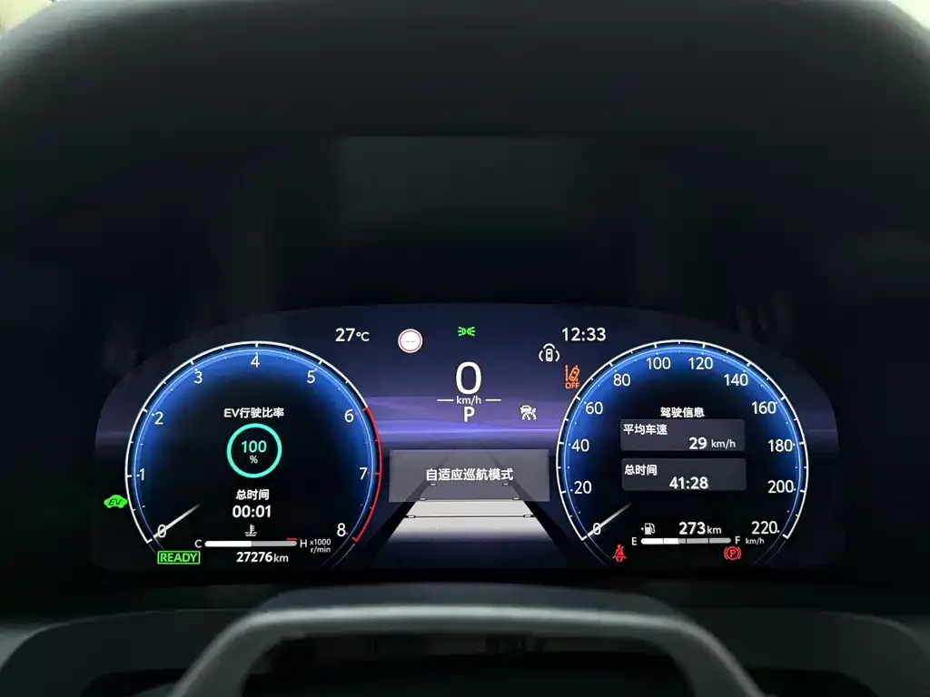 Toyota Alphard — фото 2