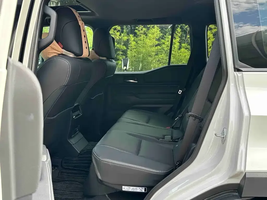 Toyota Prado 2025 из CN, фото 5