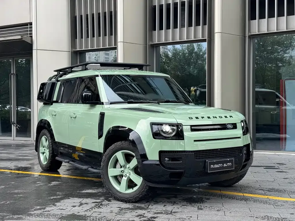 Land Rover Defender — фото 1
