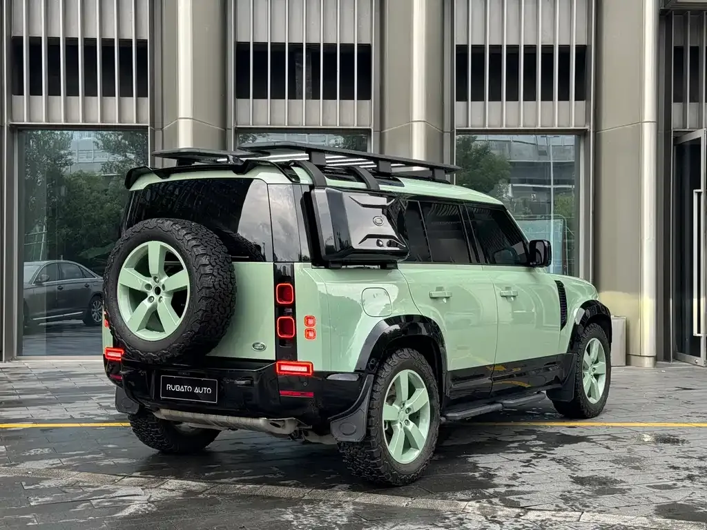 Land Rover Defender — фото 6