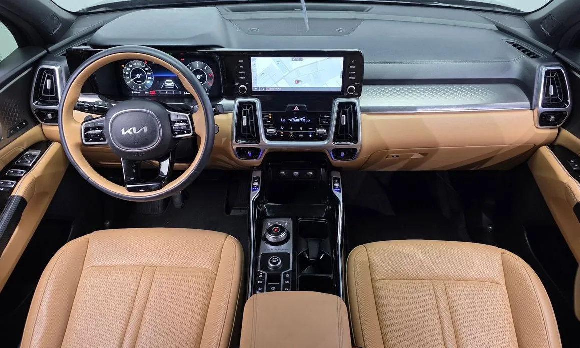 Kia Sorento — фото 10