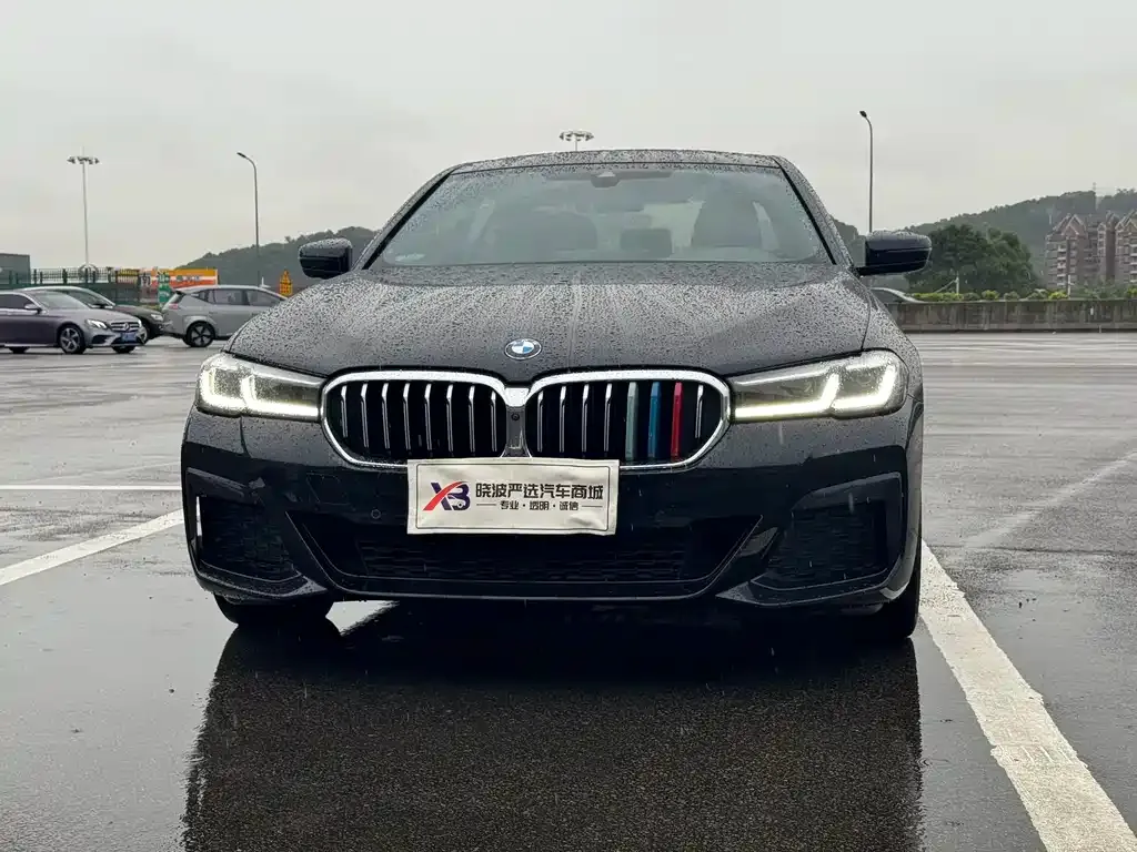 BMW 5 Series — фото 5