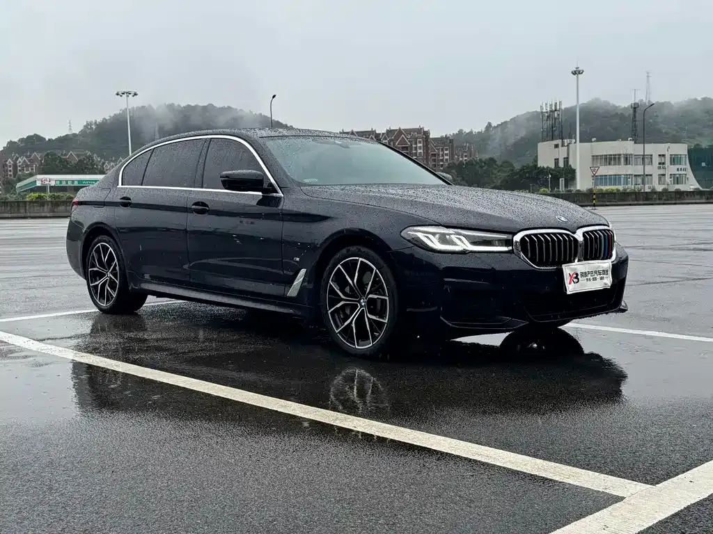 BMW 5 Series — фото 3