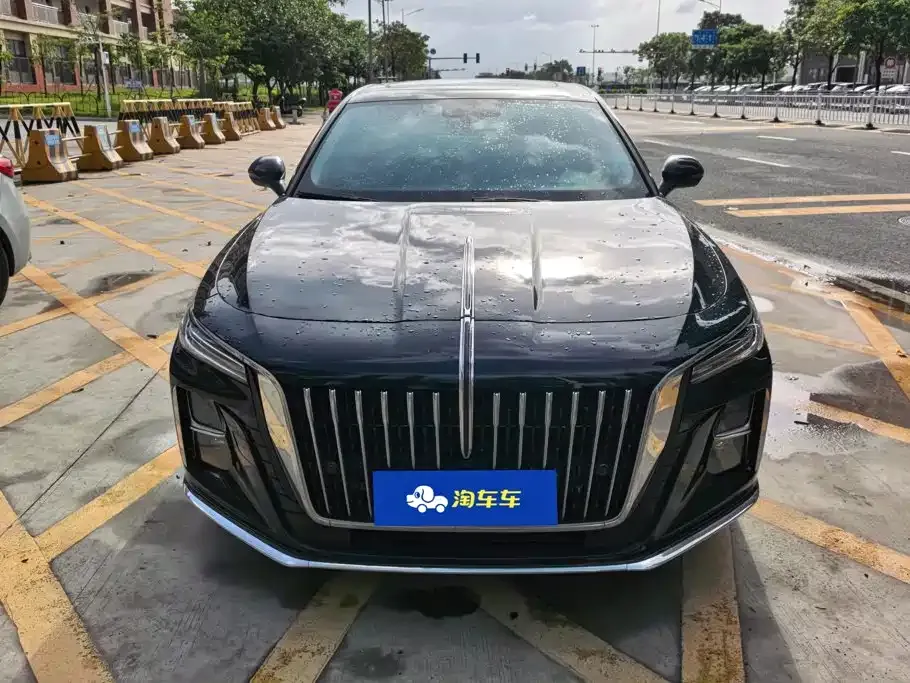 Hongqi H5 — фото 10