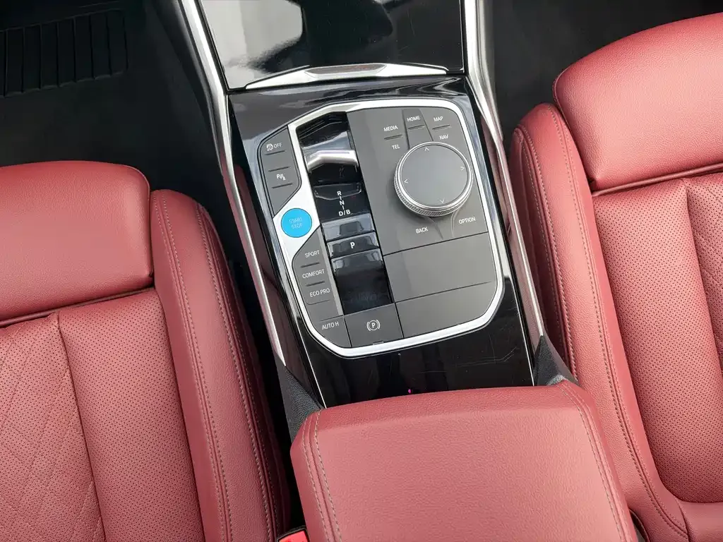BMW i3 — фото 3