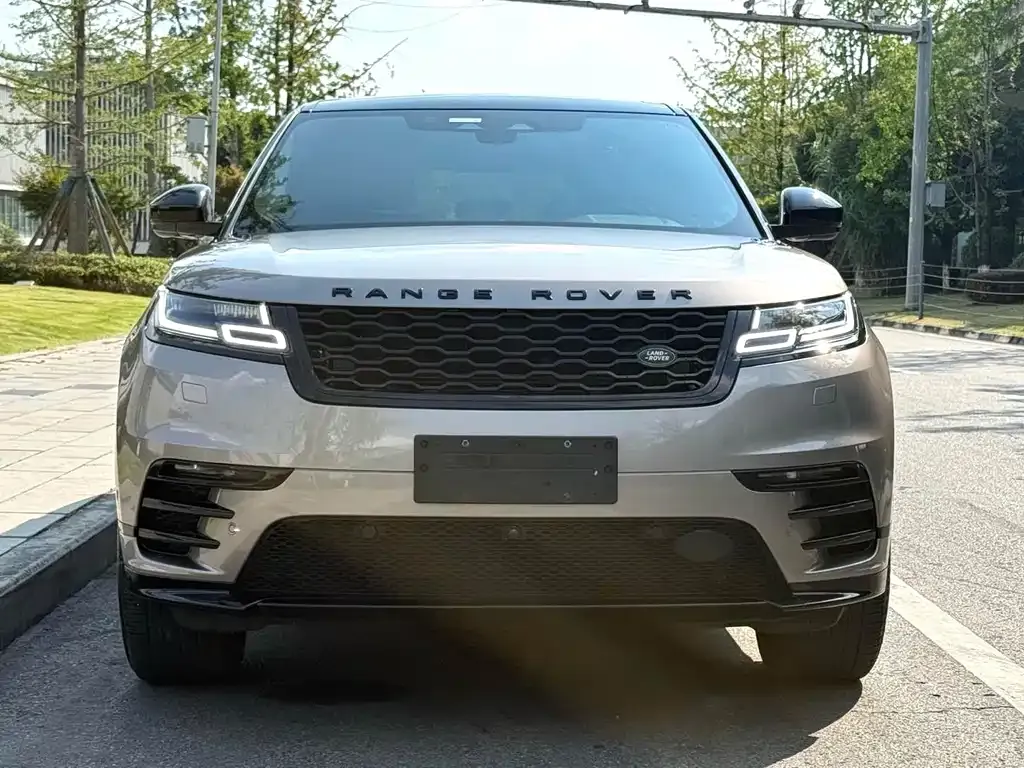 Land Rover Velar — фото 9