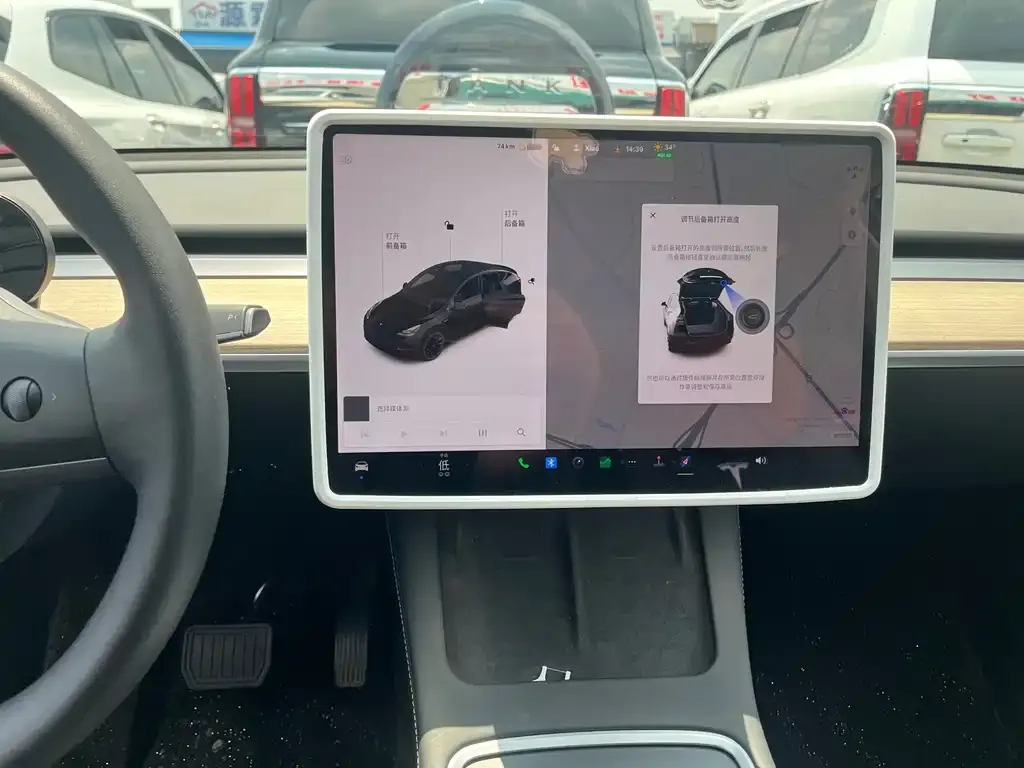 Tesla Model Y — фото 2