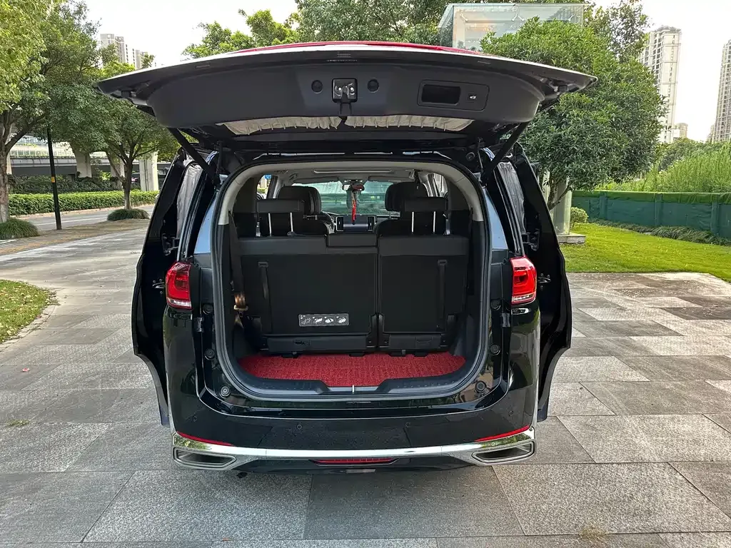 GAC Motor Trumpchi M8 — фото 6
