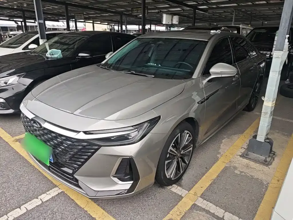 Chery Arrizo 8