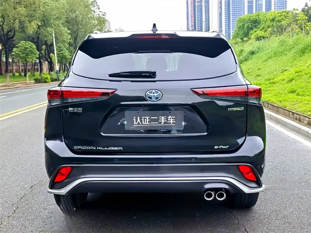 Toyota Crown Kluger 2024 из CN, фото 10