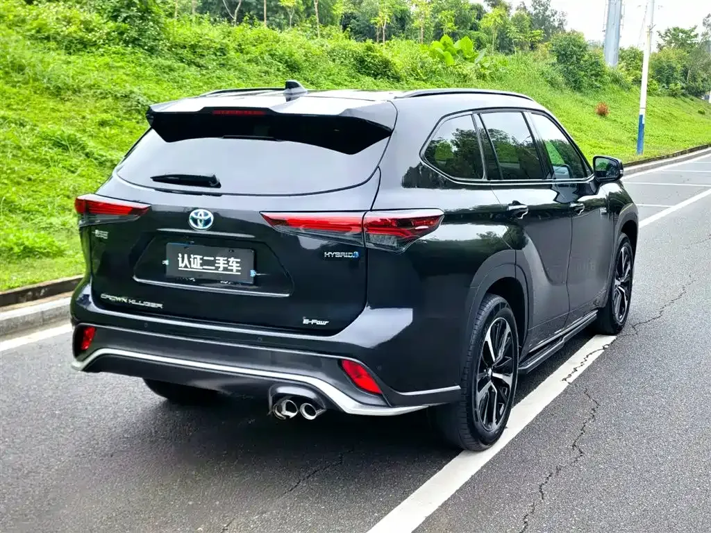 Toyota Crown Kluger 2024 из CN, фото 9