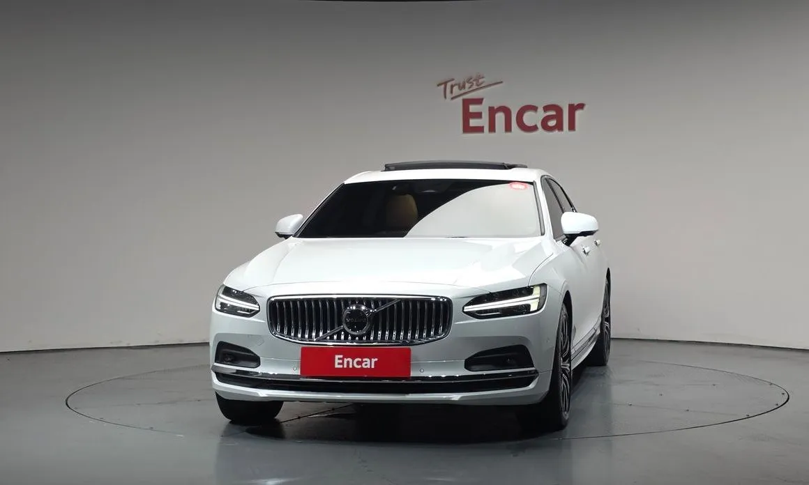 Volvo S90 2023 из KR, фото 8