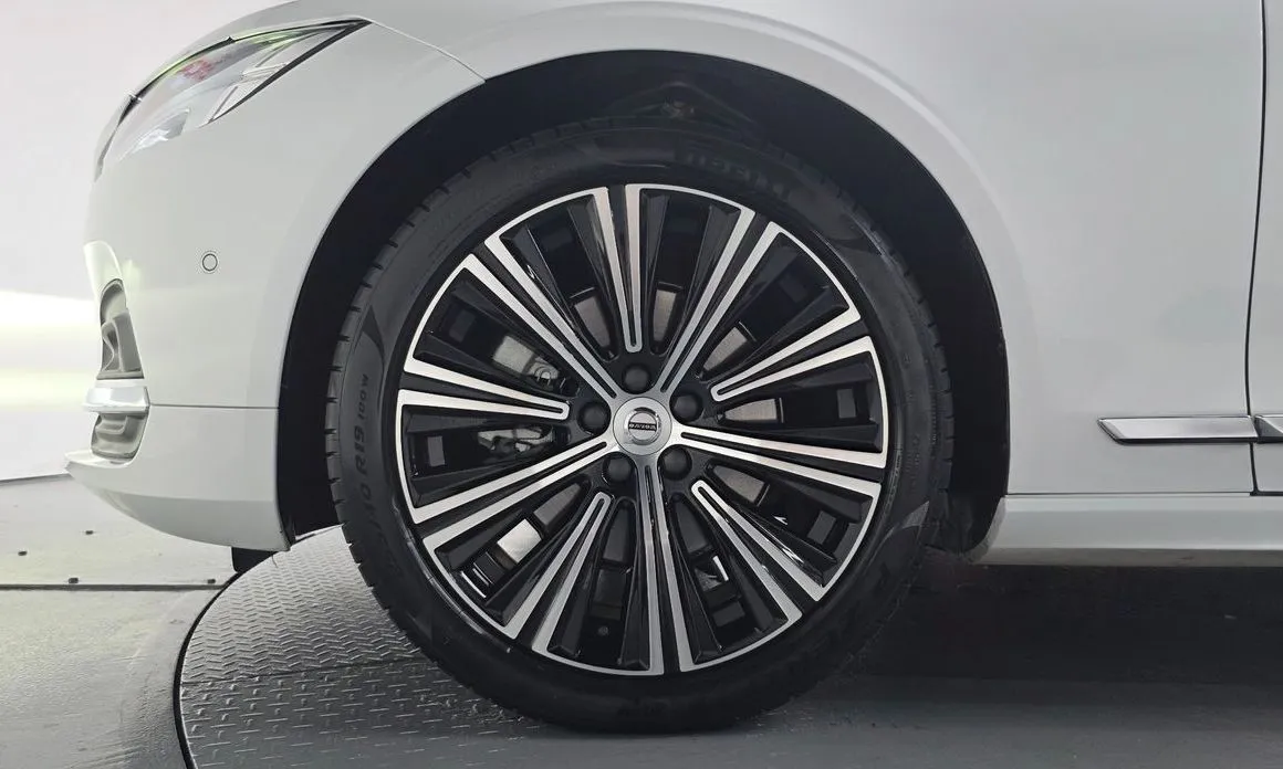 Volvo S90 2023 из KR, фото 10