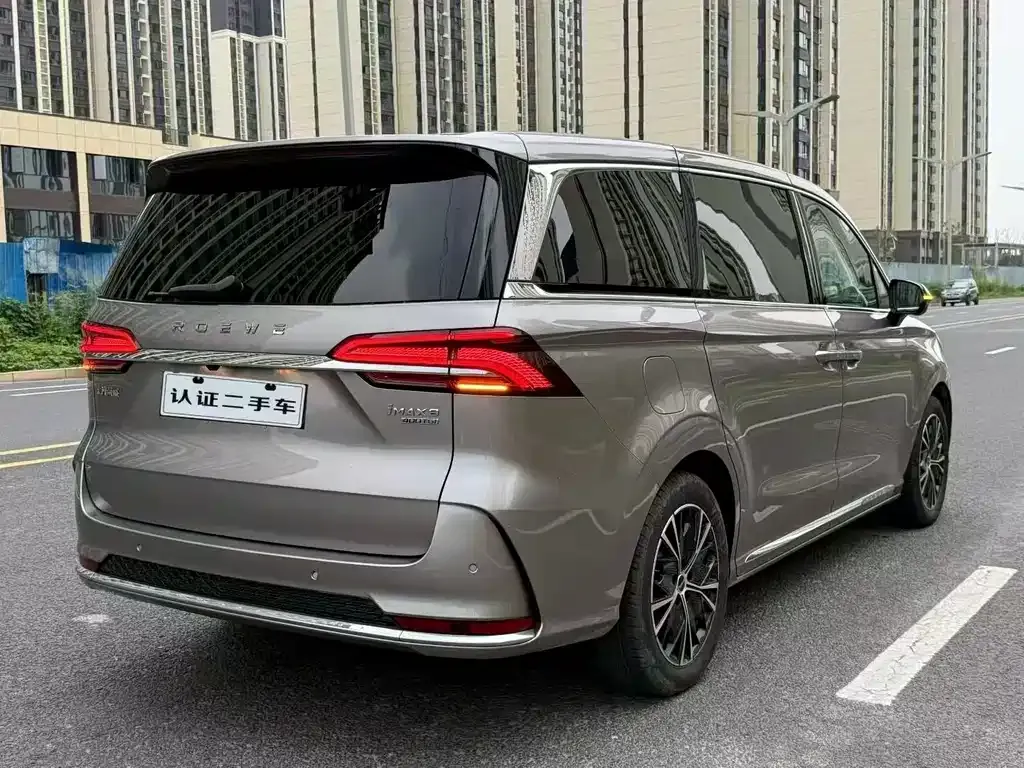 Roewe iMAX8 — фото 9