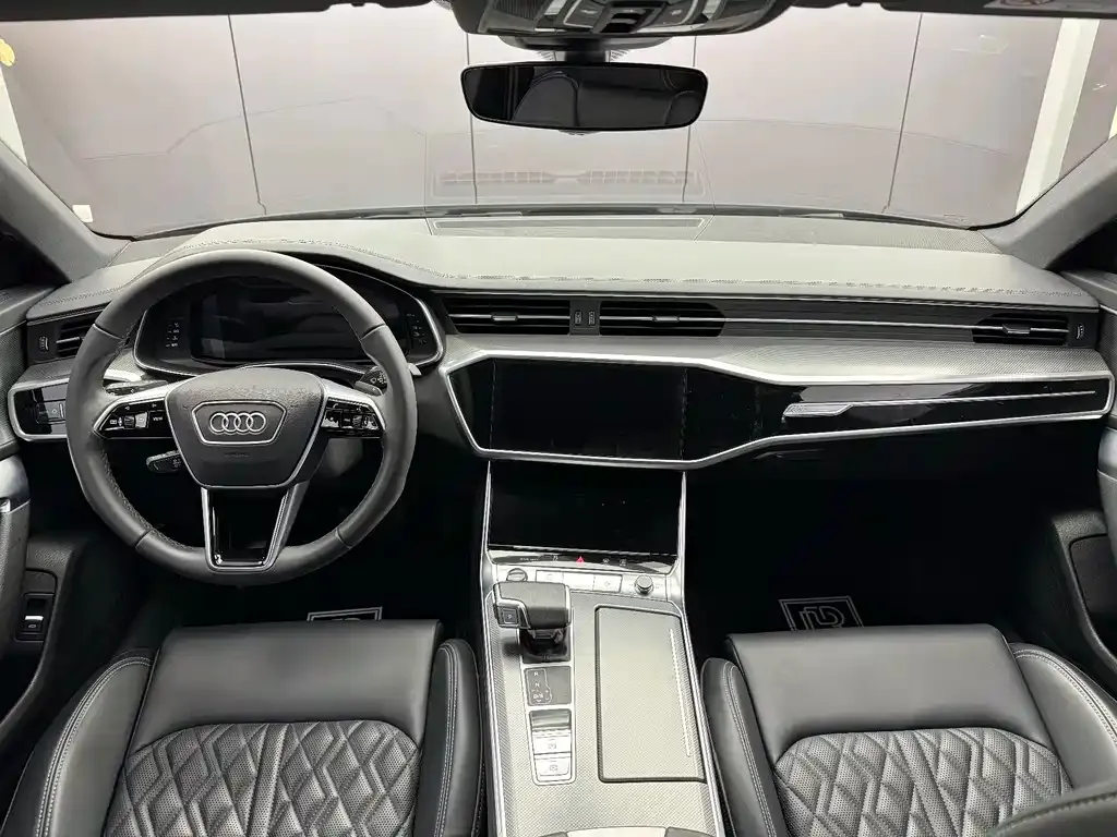 Audi A6L — фото 9