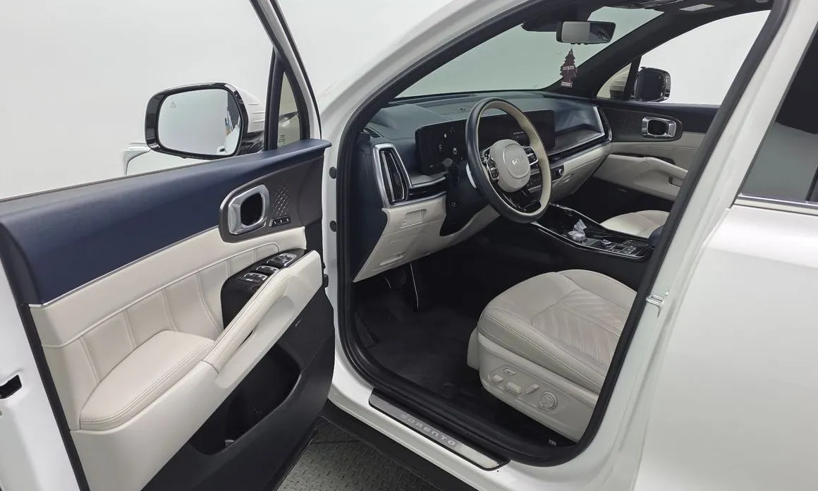 Kia Sorento — фото 7