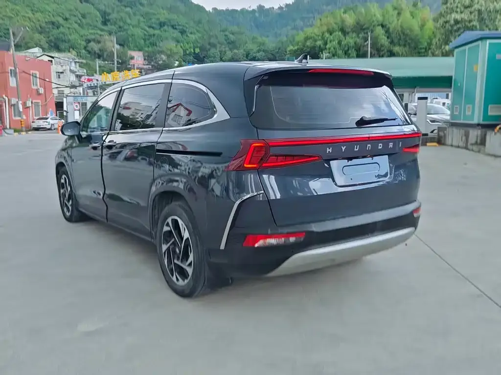 Hyundai Custo — фото 2