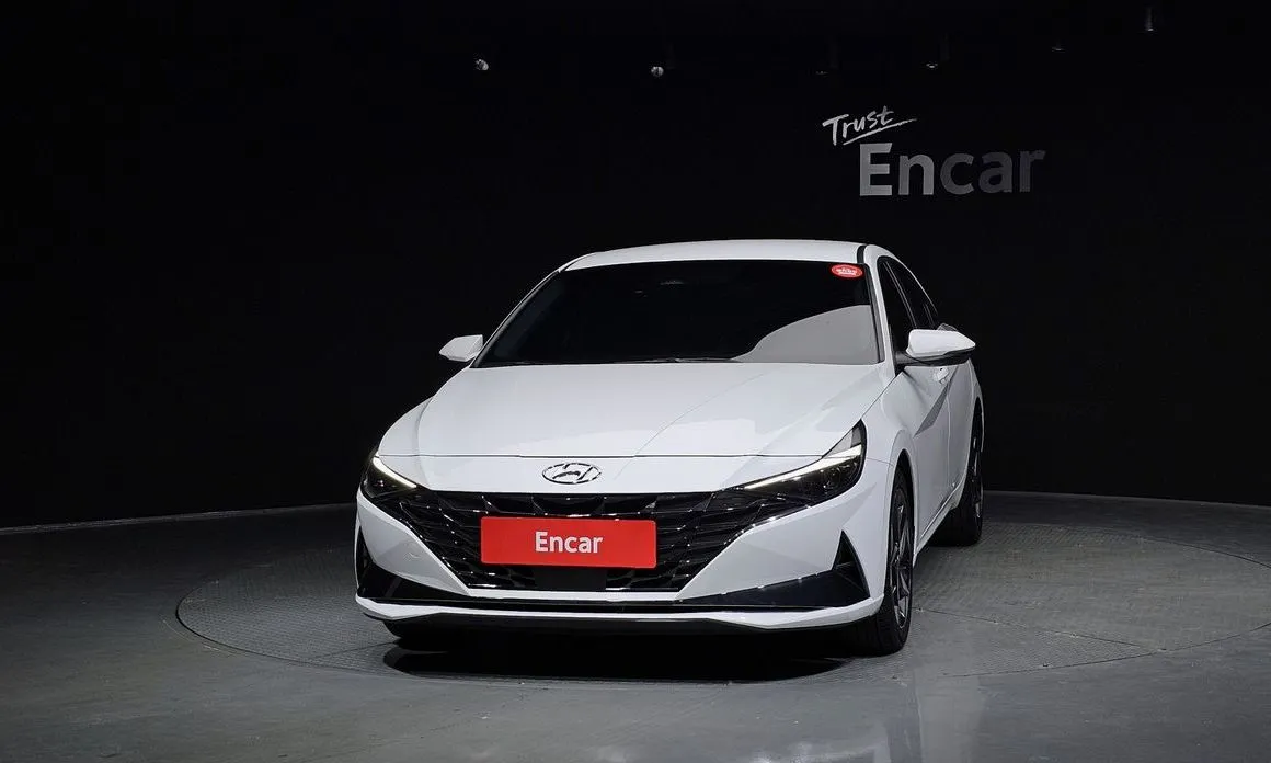 Hyundai AVANTE — фото 4