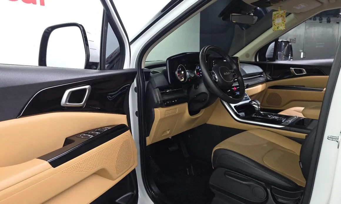 Kia Carnival 2023 из KR, фото 5