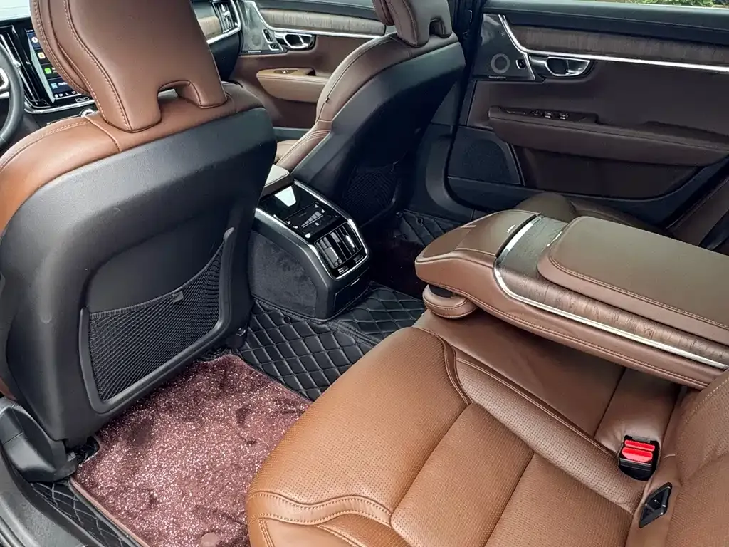 Volvo S90 — фото 4