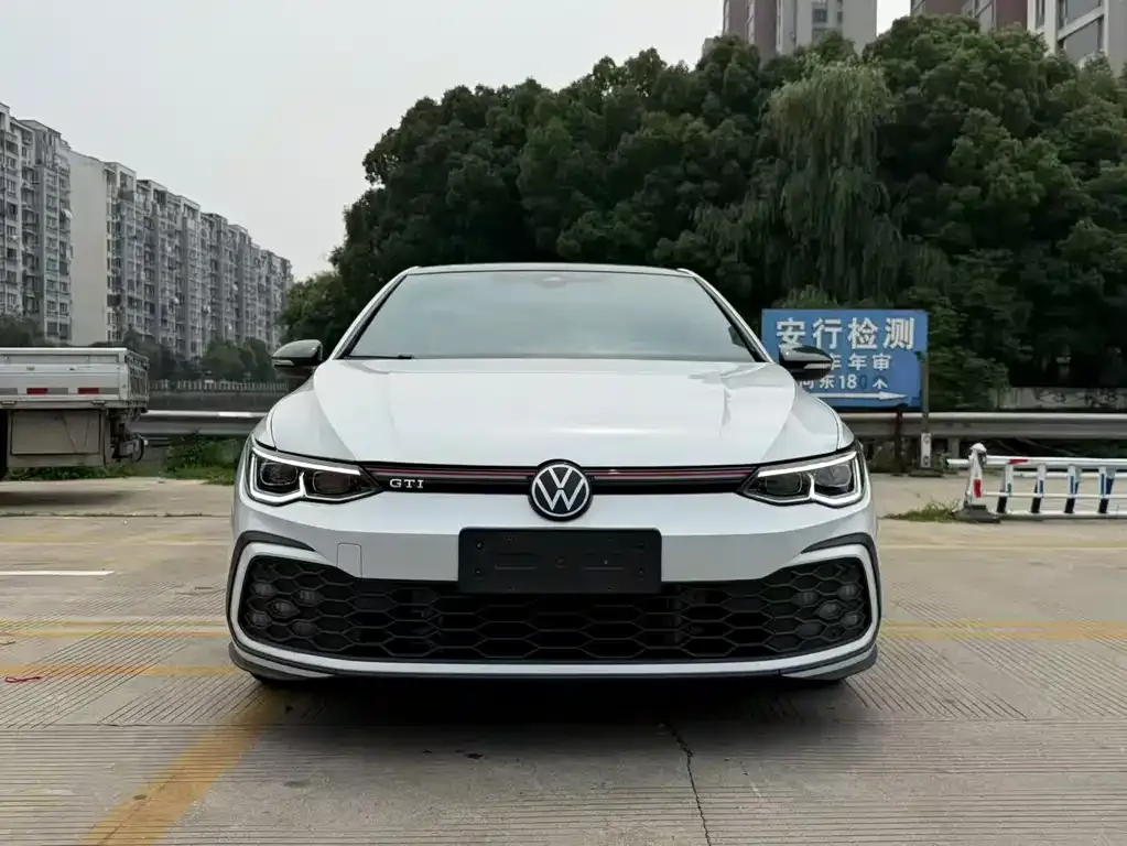 Volkswagen Golf GTI 2024 из CN, фото 5