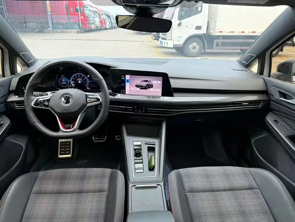 Volkswagen Golf GTI 2024 из CN, фото 7