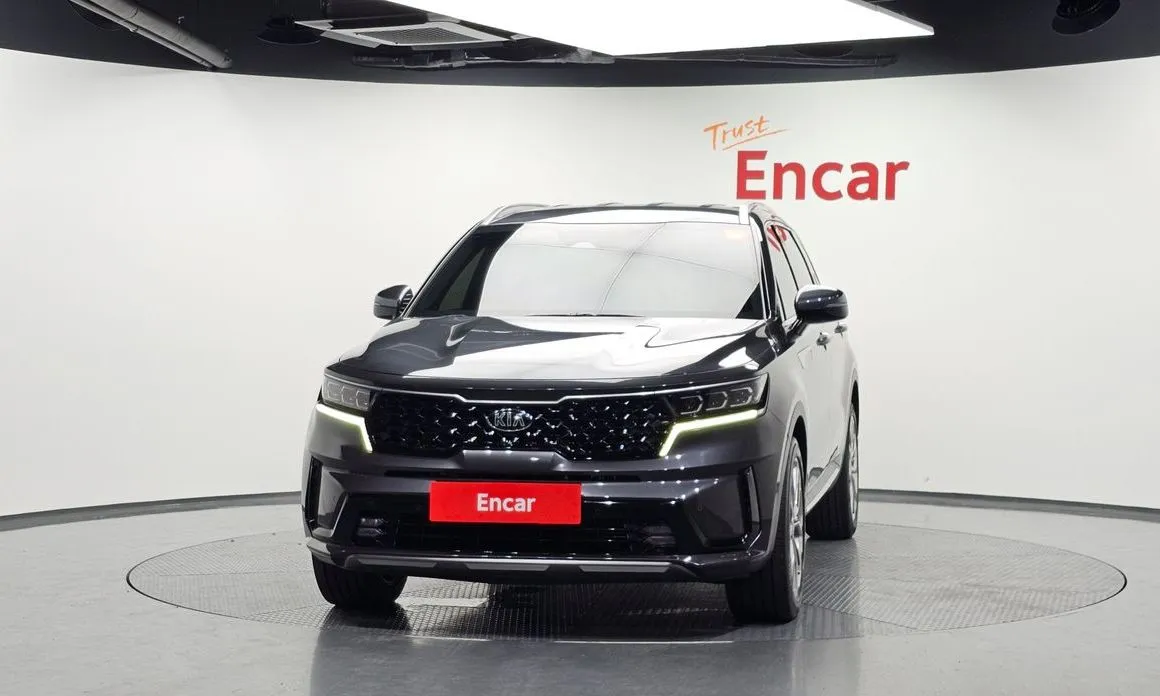 Kia Sorento — фото 8