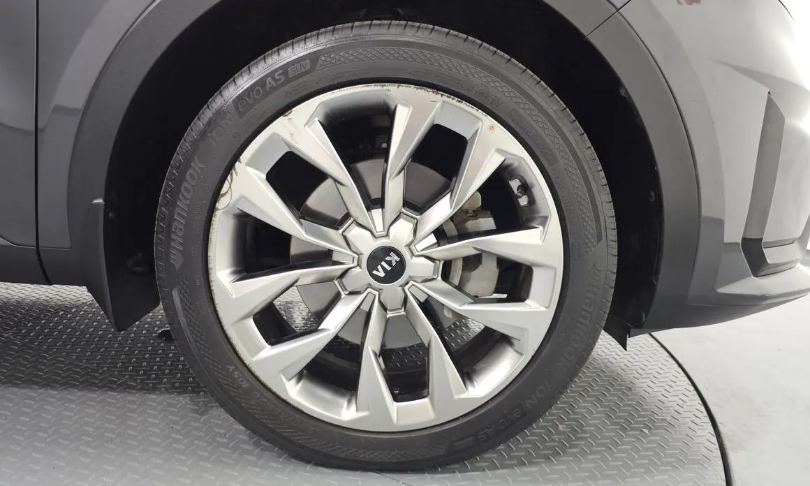 Kia Sorento — фото 4