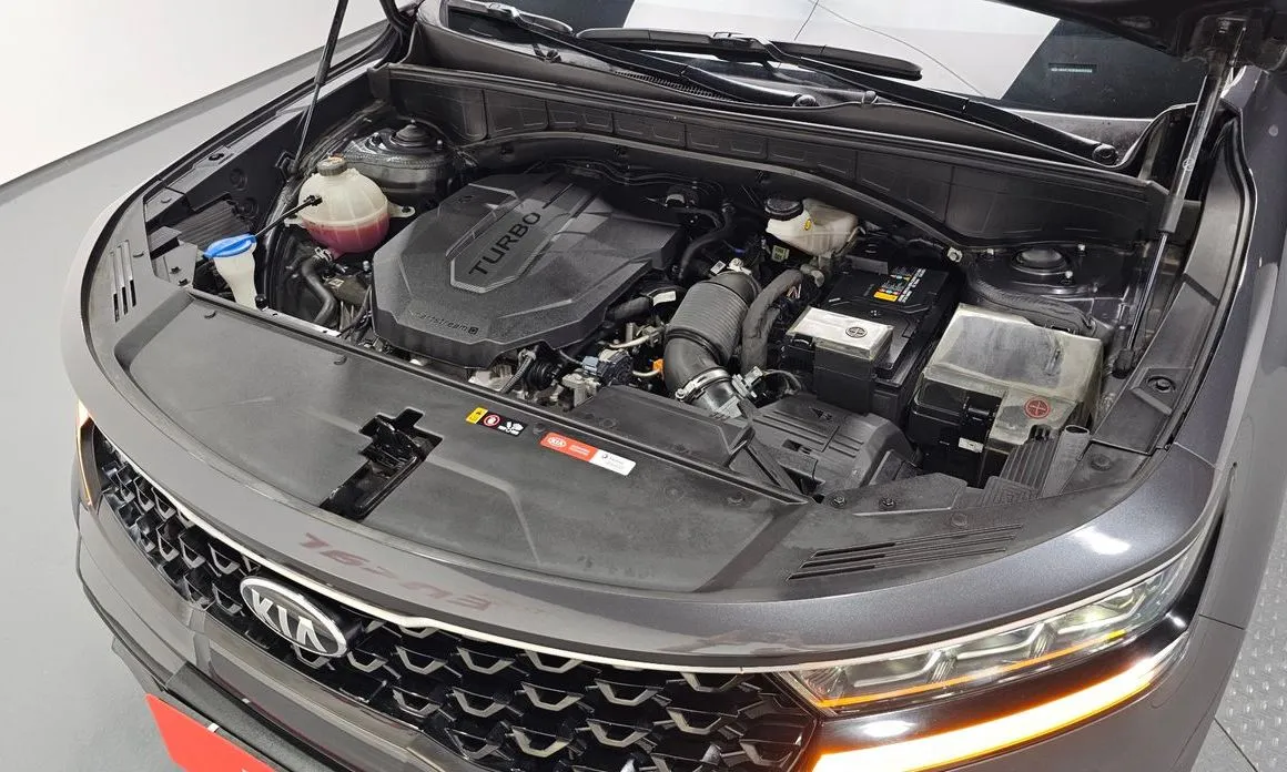 Kia Sorento — фото 7