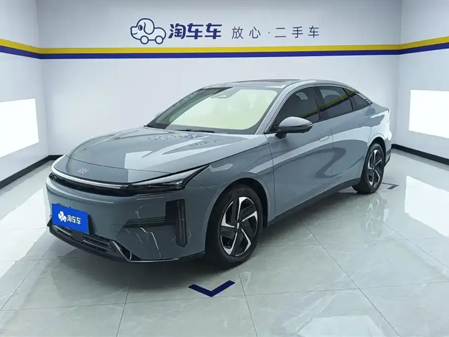 Geely Galaxy L6