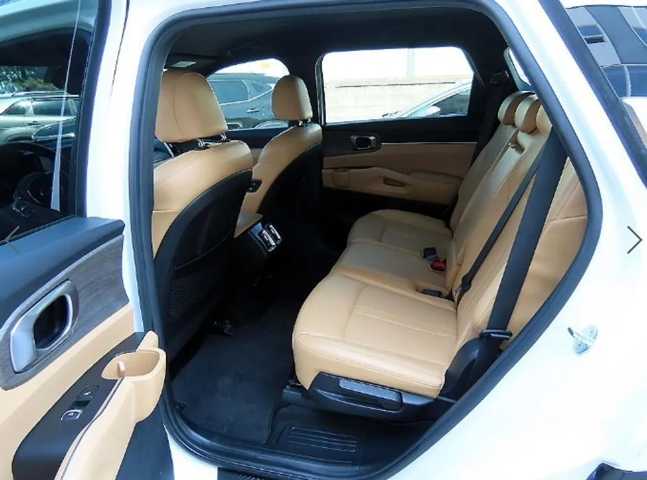 Kia Sorento — фото 5