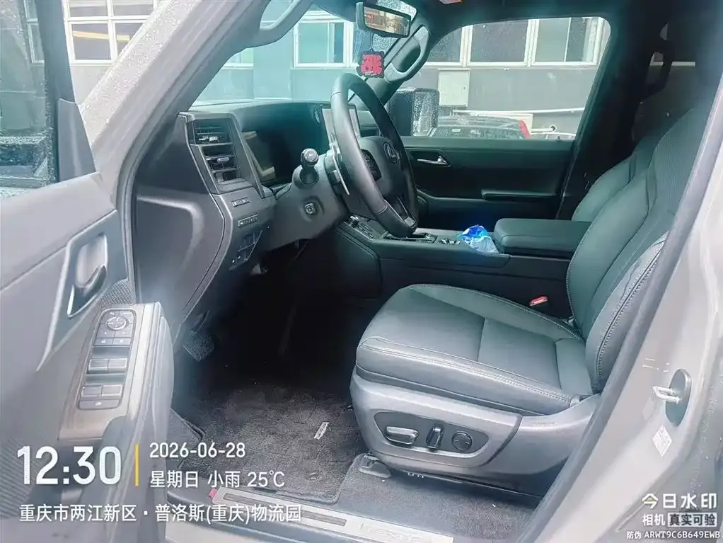 Lexus GX 2025 из CN, фото 4