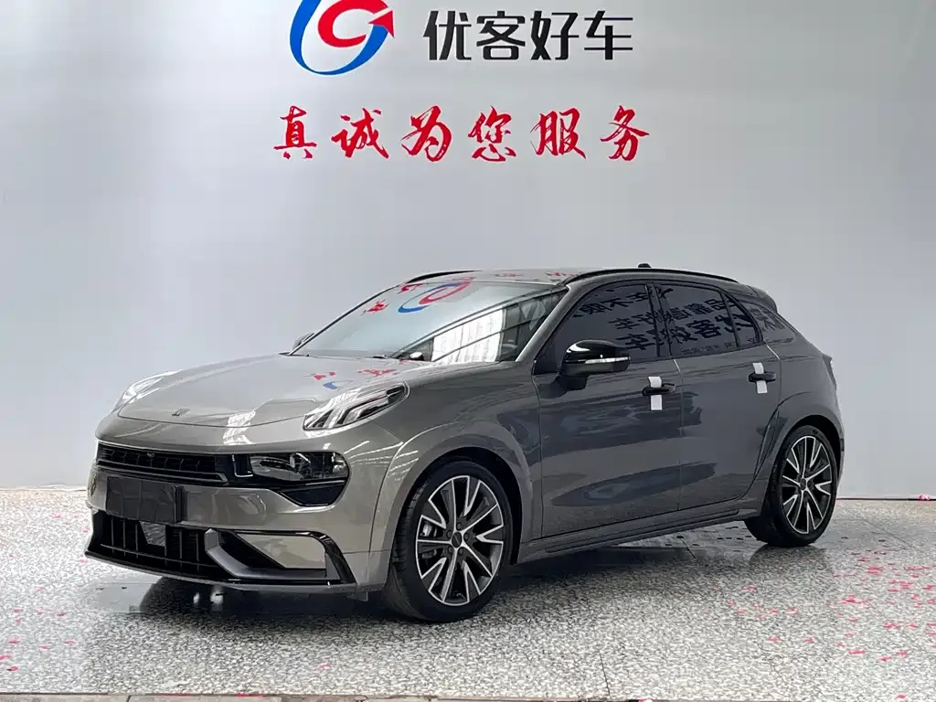 Lynk & Co 02 Hatchback — фото 1