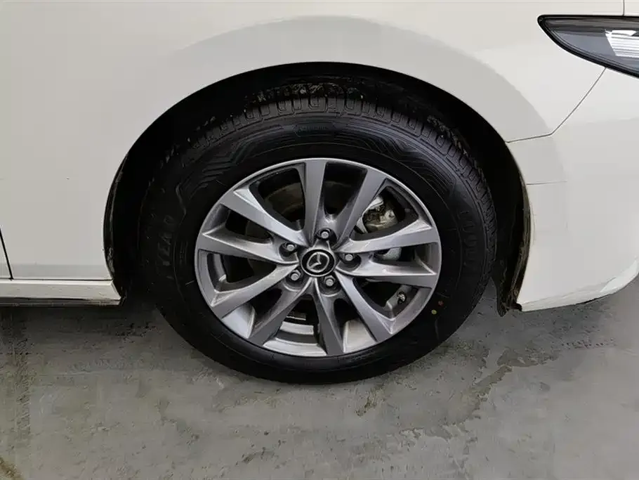 Mazda 3 Axela 2022 из CN, фото 3