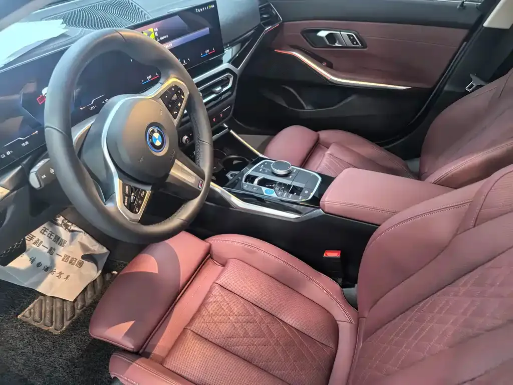 BMW i3 — фото 7